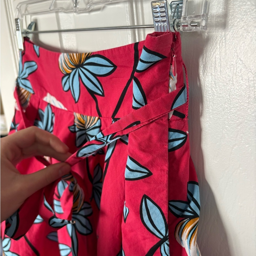 Ann Taylor Factory Floral Skirt - Picture 3 of 4